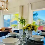 Maison Conviviale A Avec Piscine A Debordement *