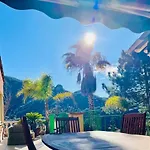 Maison Conviviale A Avec Piscine A Debordement فيلة Fréjus