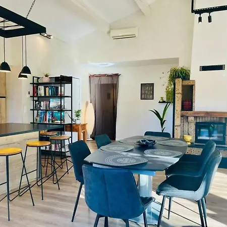 度假居 Maison Conviviale A Avec Piscine A Debordement